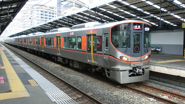 ＪＲ西日本：323系(LS05)-02