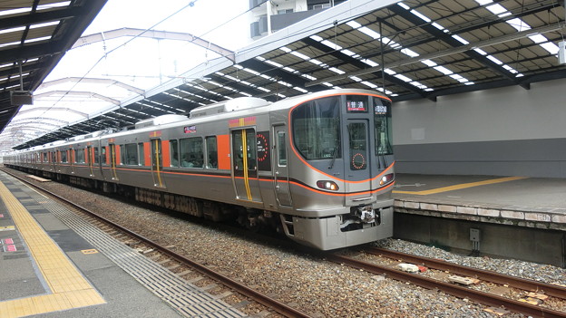 ＪＲ西日本：323系(LS02)-03