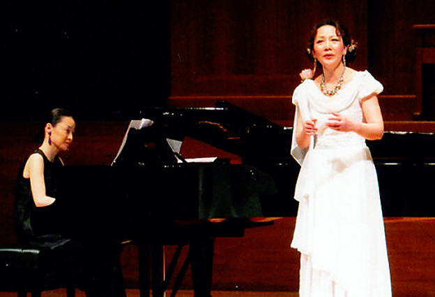 Pianist　Yoshiko Itsubo　Tokyo Japan　Repetiteur　Korrepetitor　Corépétiteur　Corepetiteur　伊坪淑子　いつぼよしこ