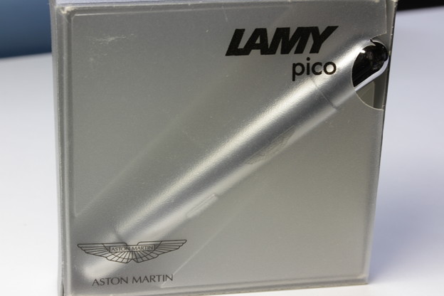 LAMY pico（ラミー ピコ）　アストンマーティンのパッケージ