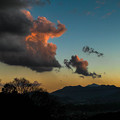 2012最後の夕陽を浴びる雄大な雲2