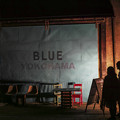闇に浮かぶBLUE BLUE YOKOHAMA