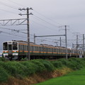 Photos: 下り普通列車