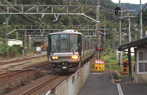【ネガ】新疋田駅　下り列車