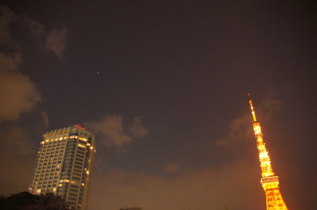 東京タワーとISS（国際宇宙ステーション）