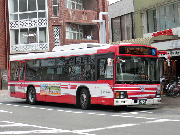 写真: 京阪バス-018