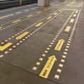 大阪駅のサンダーバード号自由席の並ぶ位置表記