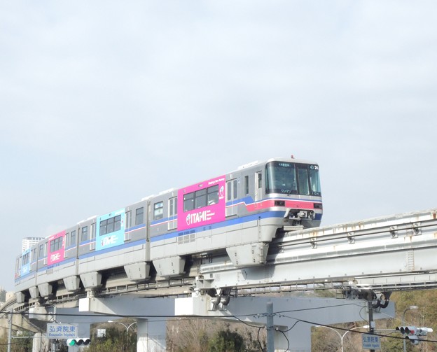 大阪高速鉄道：1000系-06