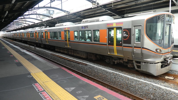 ＪＲ西日本：323系(LS09)-02