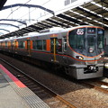 写真: ＪＲ西日本：323系(LS21)-01