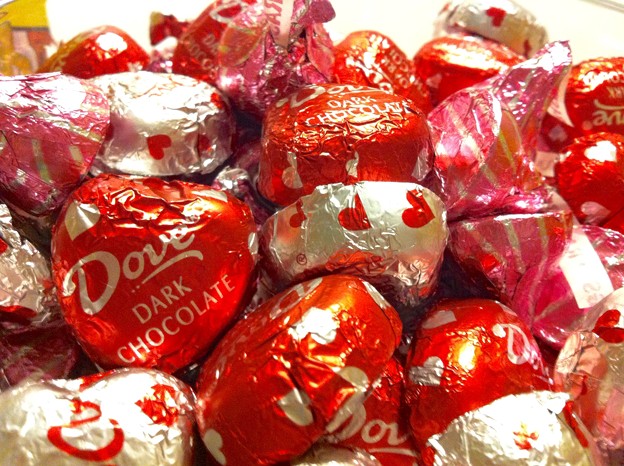 Love those chocolates ...Happy Chocolate Day♪