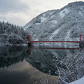写真: 赤い橋