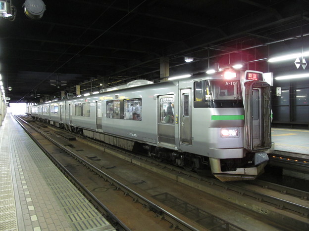 735系電車