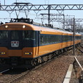 写真: 近鉄12200系