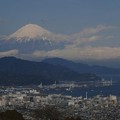 写真: 日本平ホテルからの富士山と駿河湾