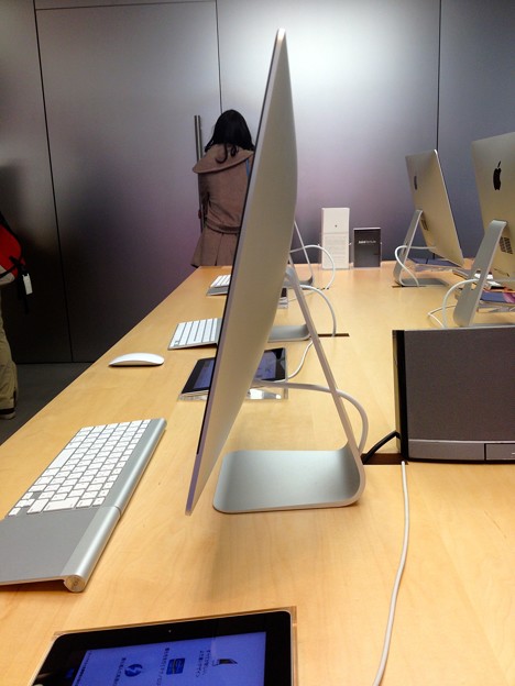 写真: iMac（21.5型、2012年モデル） - 3