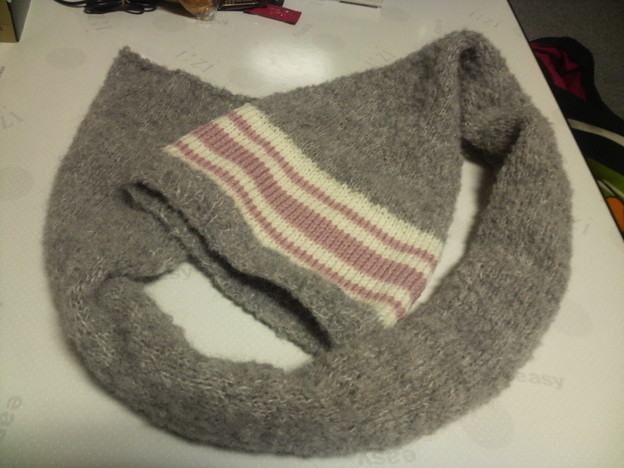 エトフのサンタ帽　編みかけ３