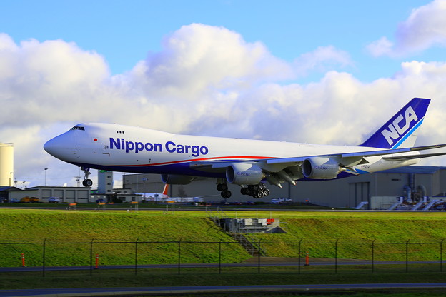 NCA 747-8_12-12-14_002