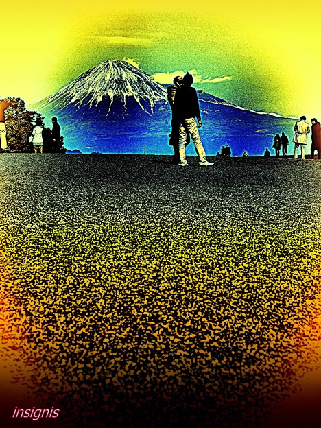 写真: Streetview with Mt. Fuji.............