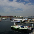 写真: 横浜港