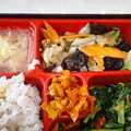 写真: 延安路　嘉厨農家菜　野菜定食　スープと野菜