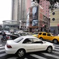 写真: 交通安全の日の交差点ッ