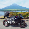 写真: 山中湖湖畔で富士山と〜2015.8.11