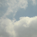 写真: ハート in the sky