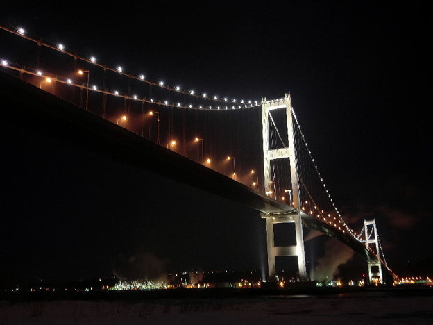 写真: 夜の白鳥大橋（2013・2月）.1