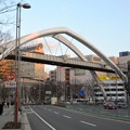 写真: 千葉都市モノレールのアーチ橋