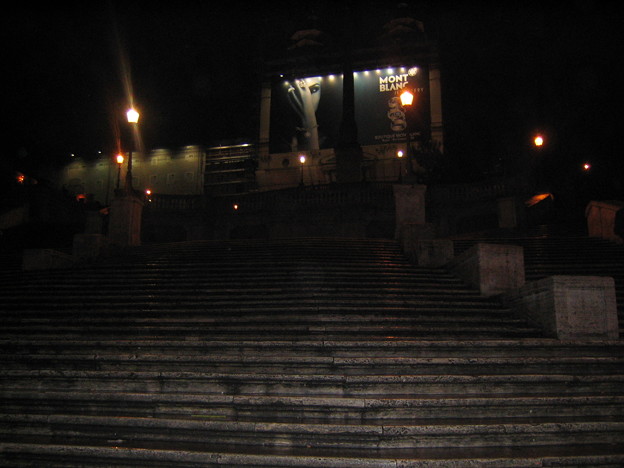 夜のスペイン広場