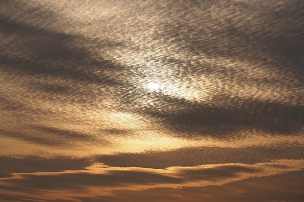 写真: 雲のベール