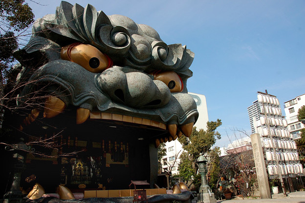 写真: 難波八阪神社
