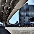 横須賀駅前高架下