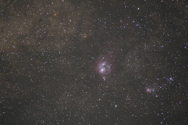 いて座M8干潟星雲、M20三裂星雲