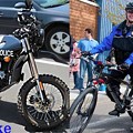 写真: Police Bike／ポリスバイク