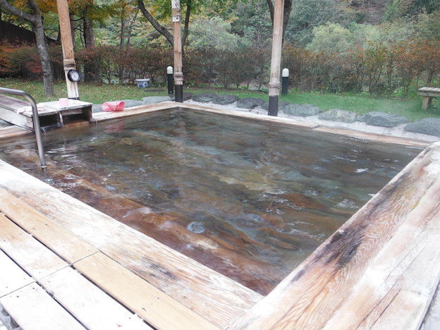 写真: 湯島の湯・木風呂