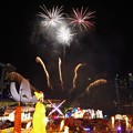写真: River Hongbao Fireworks
