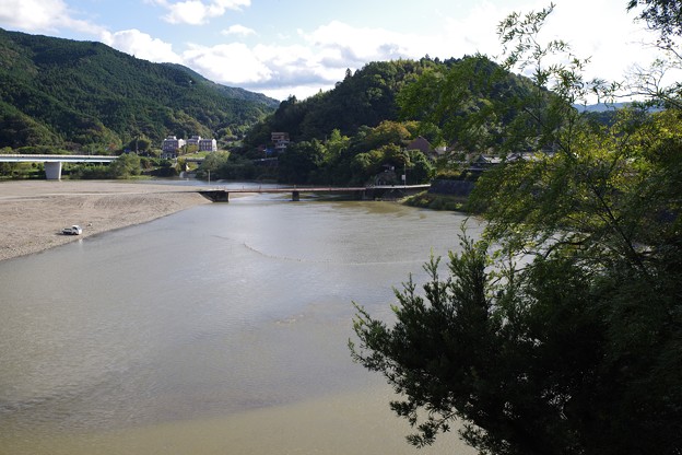 肱川 Hijikawa River from Garyu Sanso