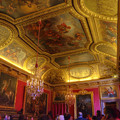 宮殿内の天井