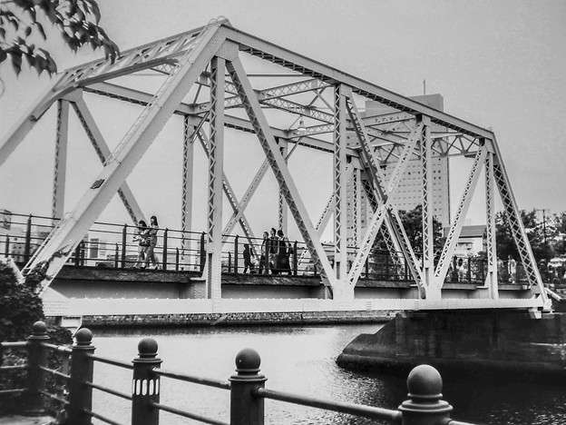 写真: アメリカ製の古い橋