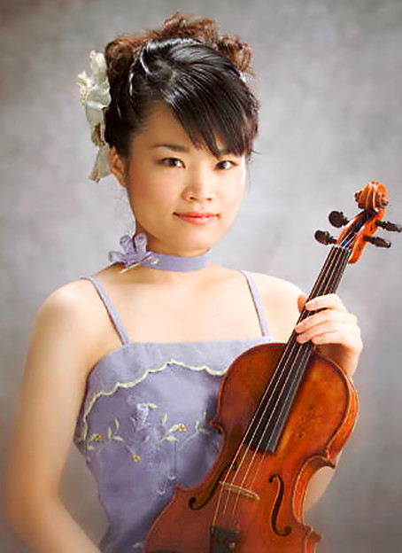 写真: 筒井志帆　つついしほ　ヴァイオリン奏者　ヴァイオリニスト　　　Shiho Tsutsui