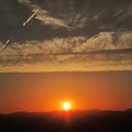 写真: 夕日　梶原山より見る
