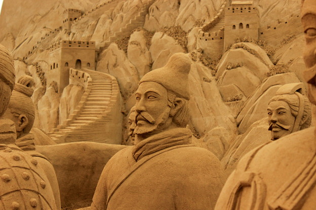 写真: ヨコハマ・砂の彫刻展