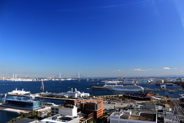 写真: Fly On Yokohama Port