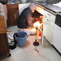 写真: キッチン流しの排水パッキン交換