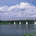 写真: JR中央本線多摩川橋梁