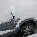 写真: 愛車は雪まみれ
