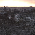 写真: オリンピックどーろ、初雪の朝