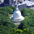 藻岩山山頂から見た平和記念塔@初夏の札幌